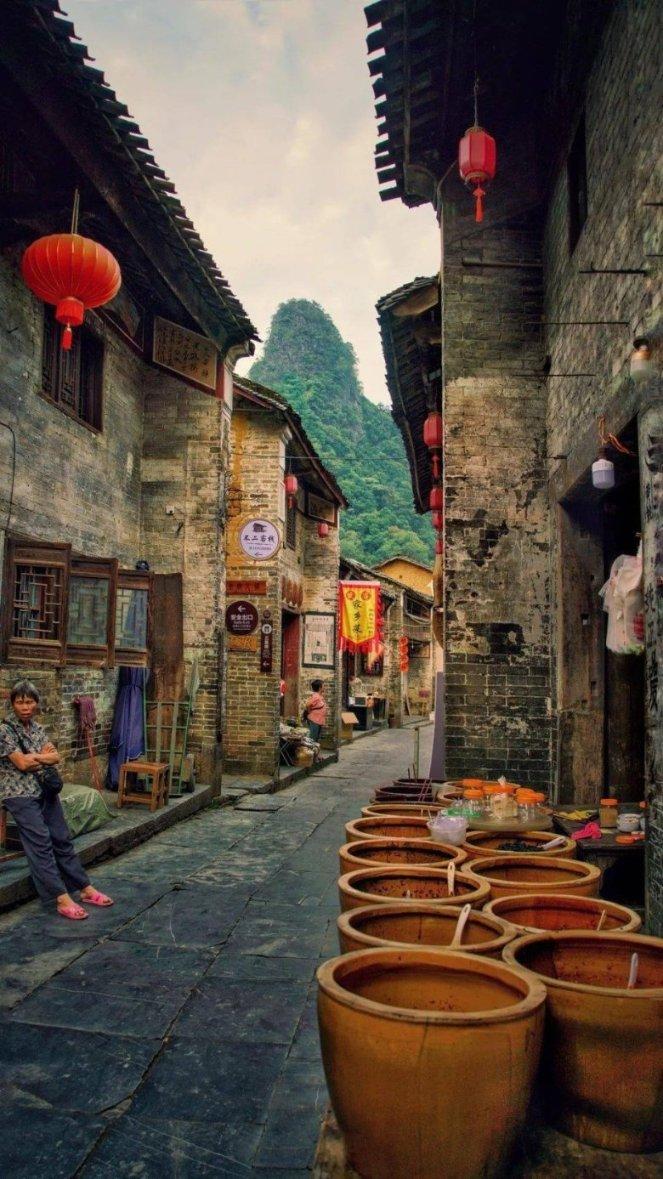 一天要做四五个“李李”发型，《繁花》让杭州这家理发店火了